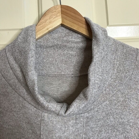 A Beautiful Soul (Arula) Womens Size AB US 14-18 Reverse‎ Zip Top Hi Lo Hemline - Picture 4 of 11